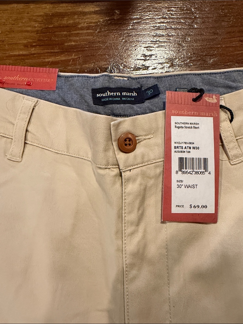 Southern Marsh Men's Chino Shorts in Tan